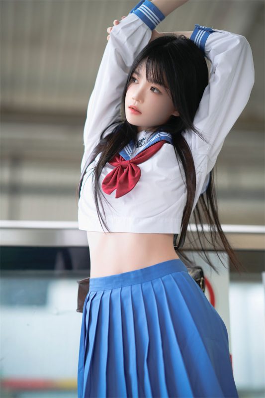 #桜桃喵 - 地铁JK [33P-304.4 MB]