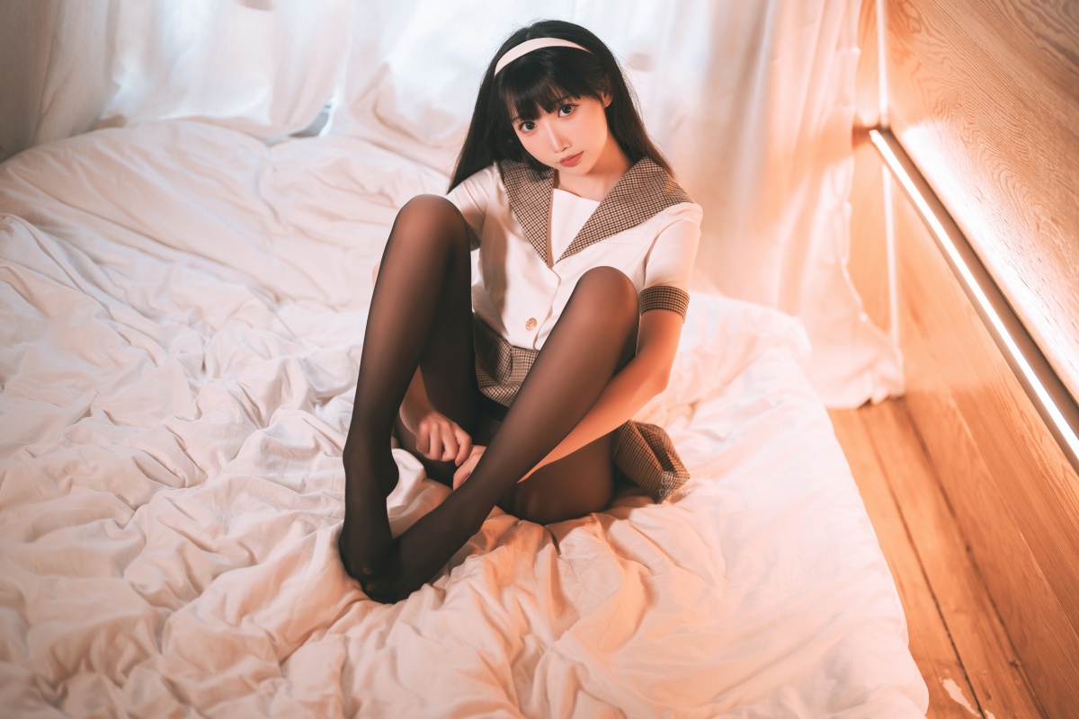 图片[1]-#面饼仙儿 - 黑丝露营JK [40P-499.68 MB]